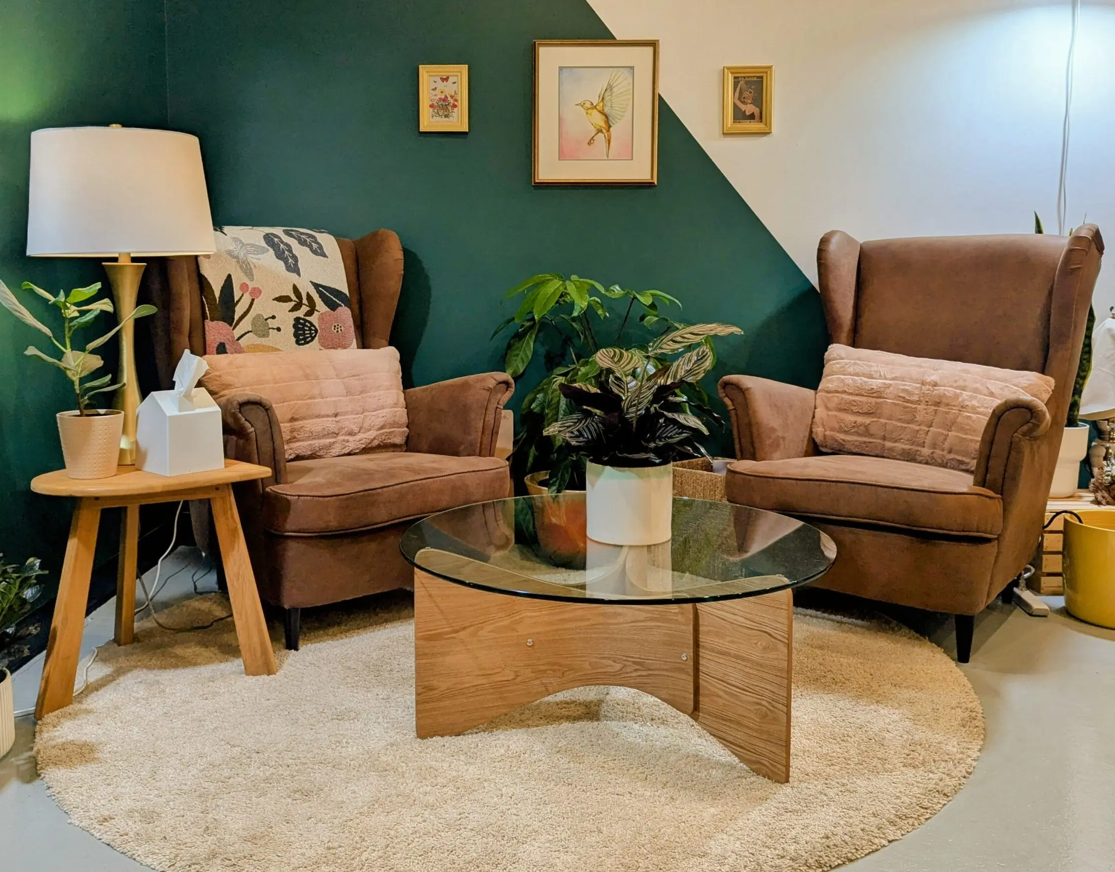 Psychodynamic psychotherapy at Toronto art Therapy space. Toronto junction, high park, Bloor West Village, Junction Triangle, Roncesvalles, Dundas West